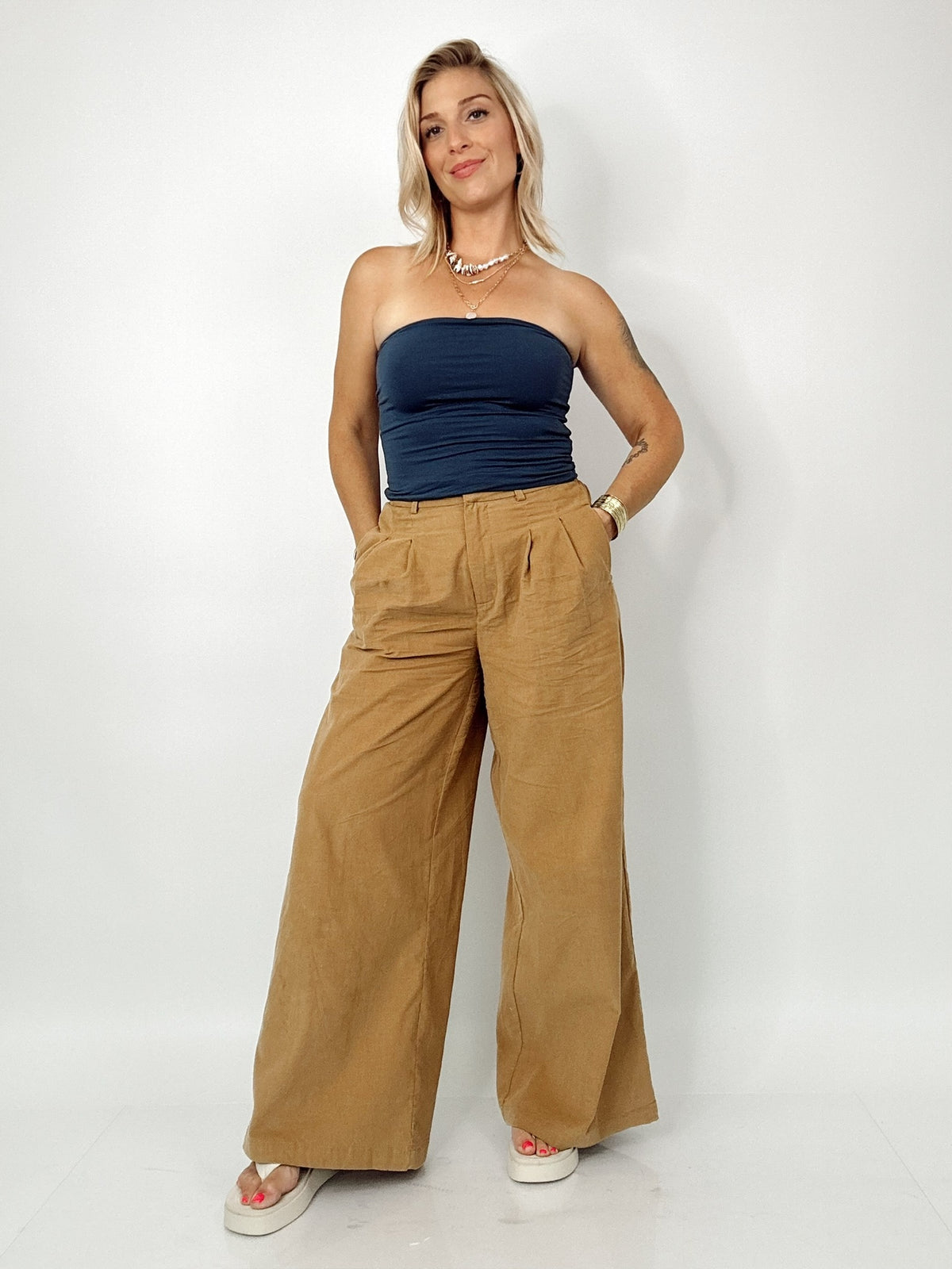 Ellie Pleated Wide Leg Couduroy Pants