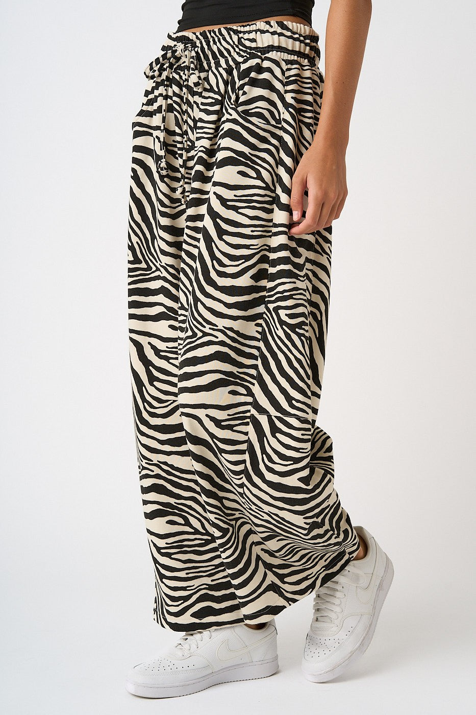 Lou Zebra Print Barrel Leg Pants Black/Tan