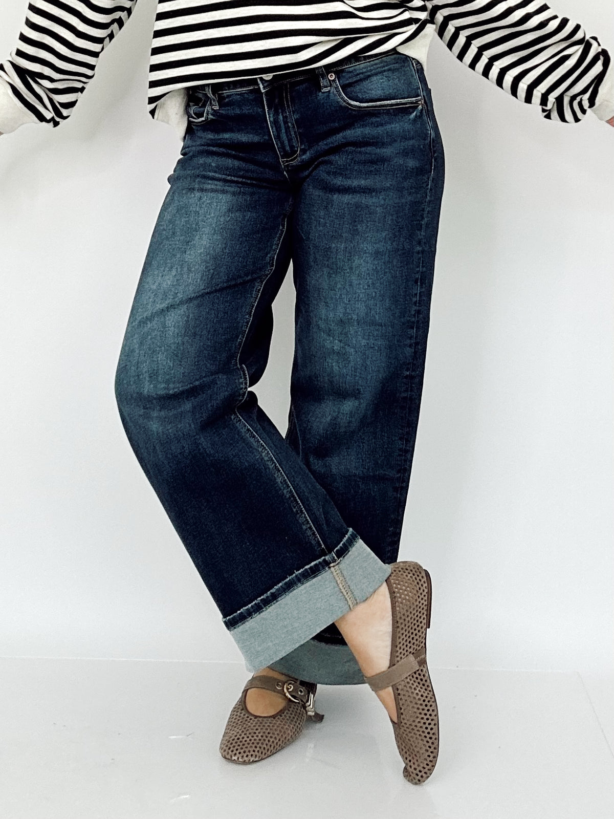 Cleo Low Rise Baggy Jeans