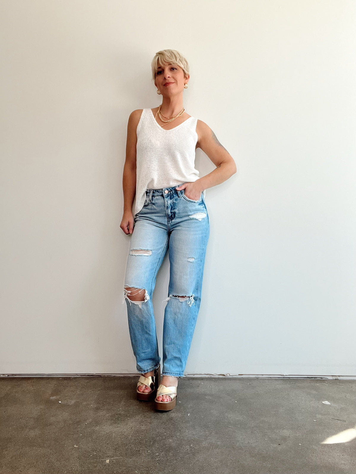 Juno High Rise Distressed Straight Jeans