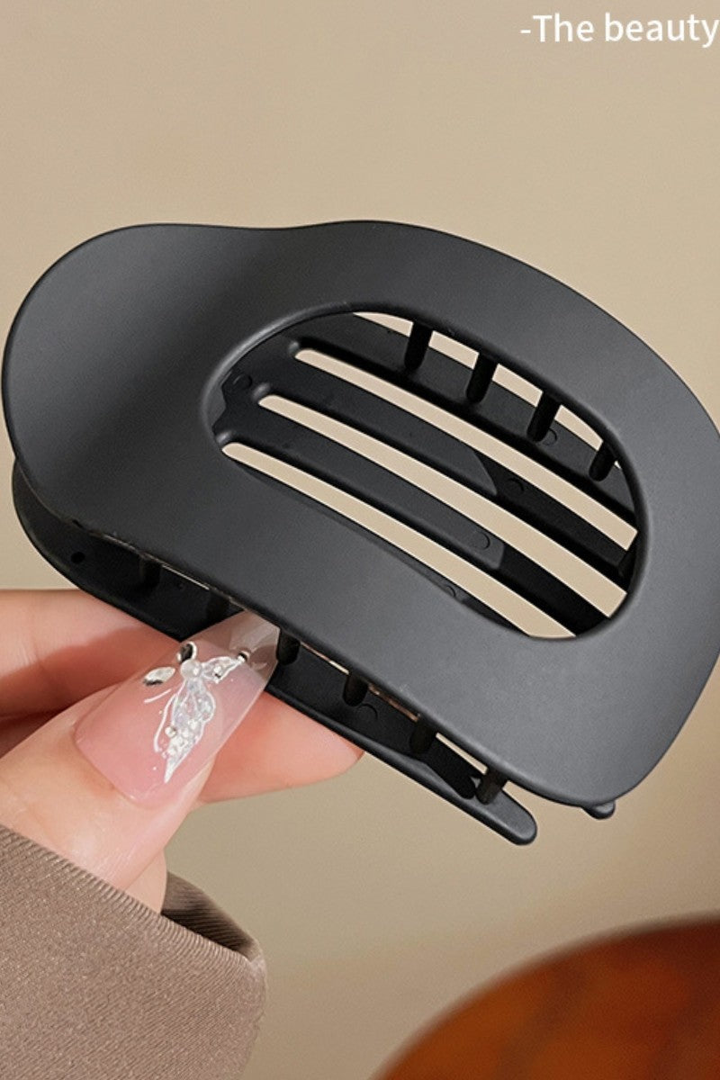 Oval Curved Hair Clip