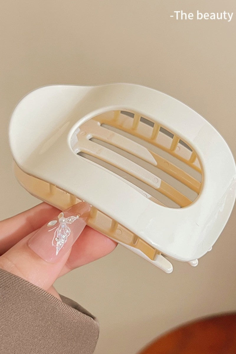 Oval Curved Hair Clip