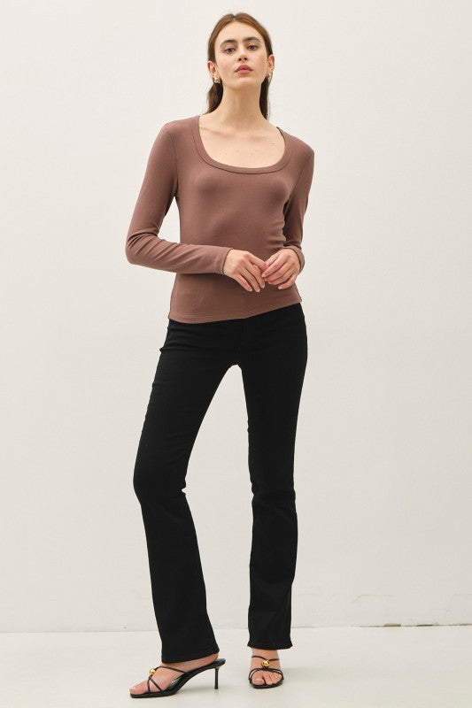 Betty Basic Scoop Neck Long Sleeve Top Brown