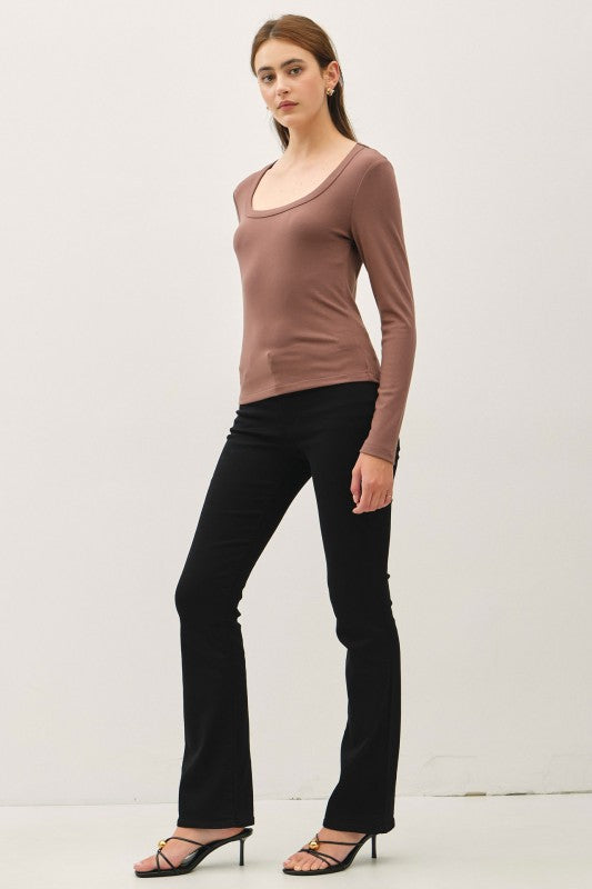 Betty Basic Scoop Neck Long Sleeve Top Brown