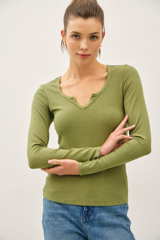 Gwen Ribbed Notched Neck Top