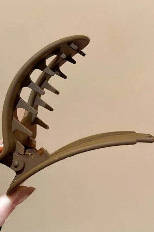 Jumbo Lay Flat Oval Hair Claw 40H982