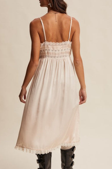 Zoey Lace Trim Cami Top Champagne