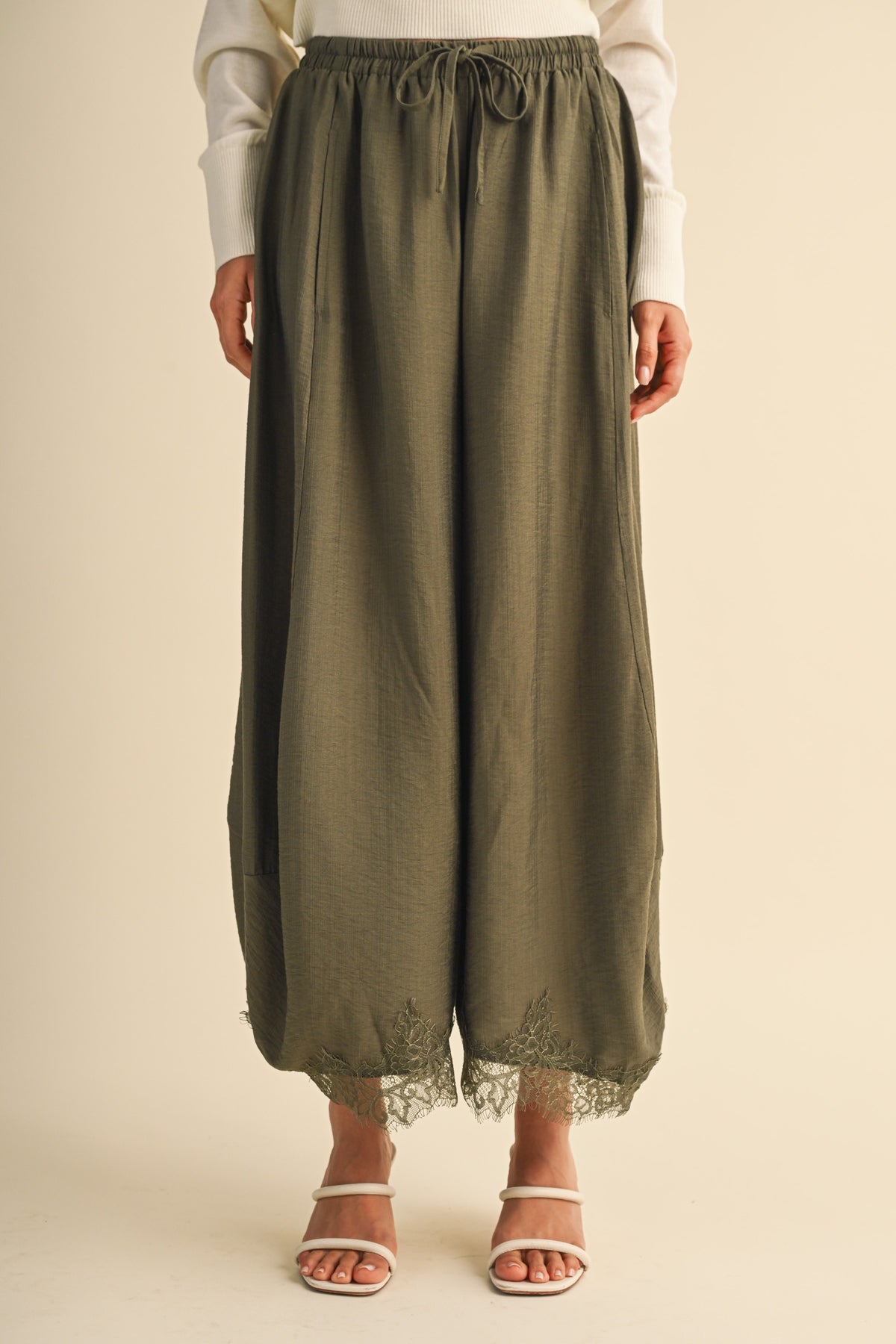Lorelei Barrel Fit Pants Olive