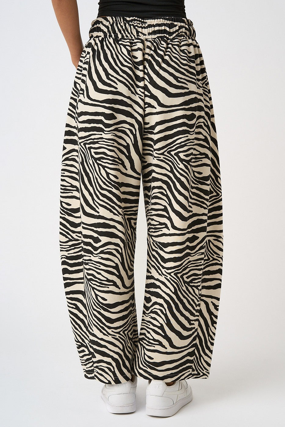 Lou Zebra Print Barrel Leg Pants Black/Tan