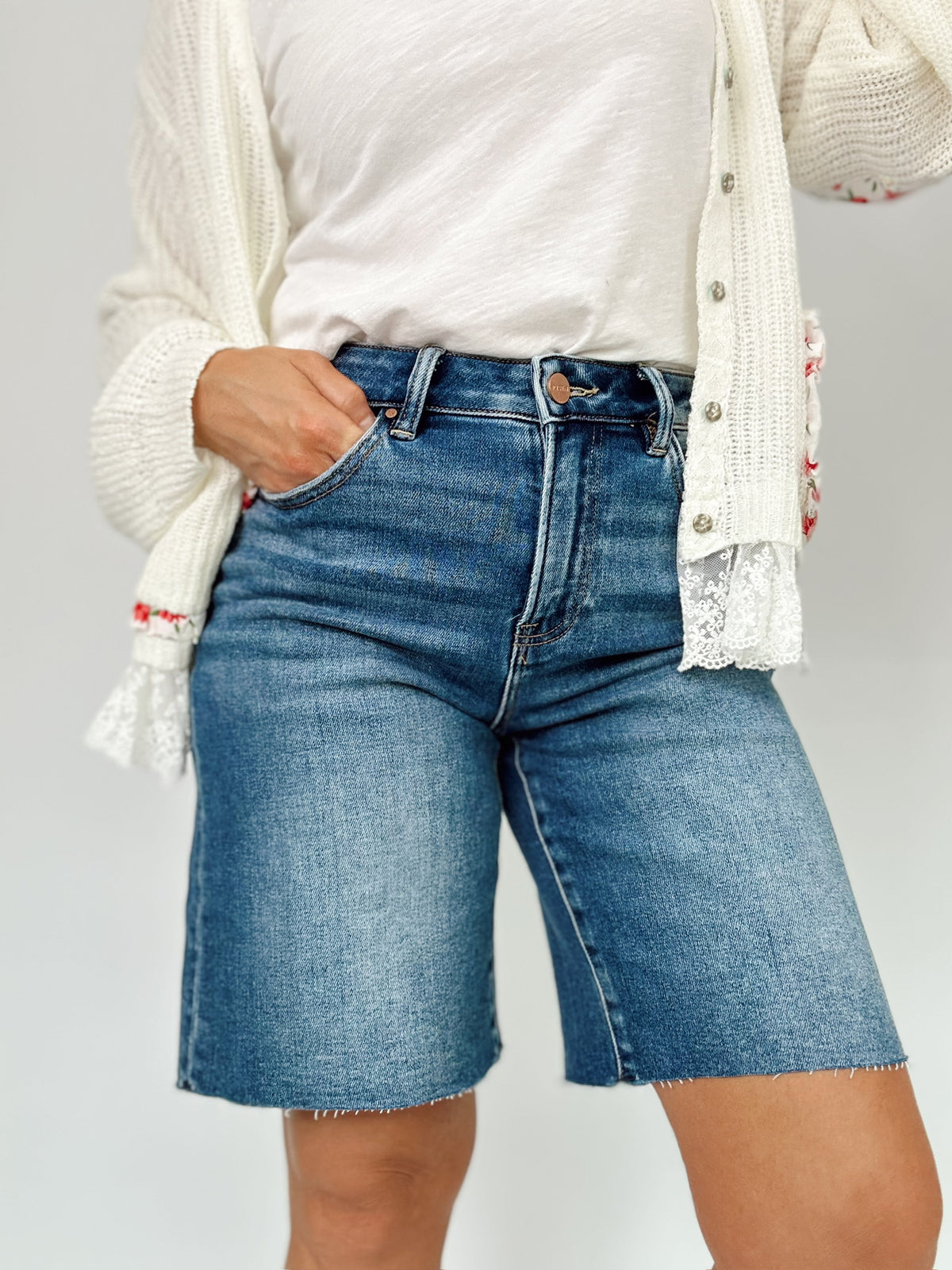 Elaine High Rise Bermunda Shorts