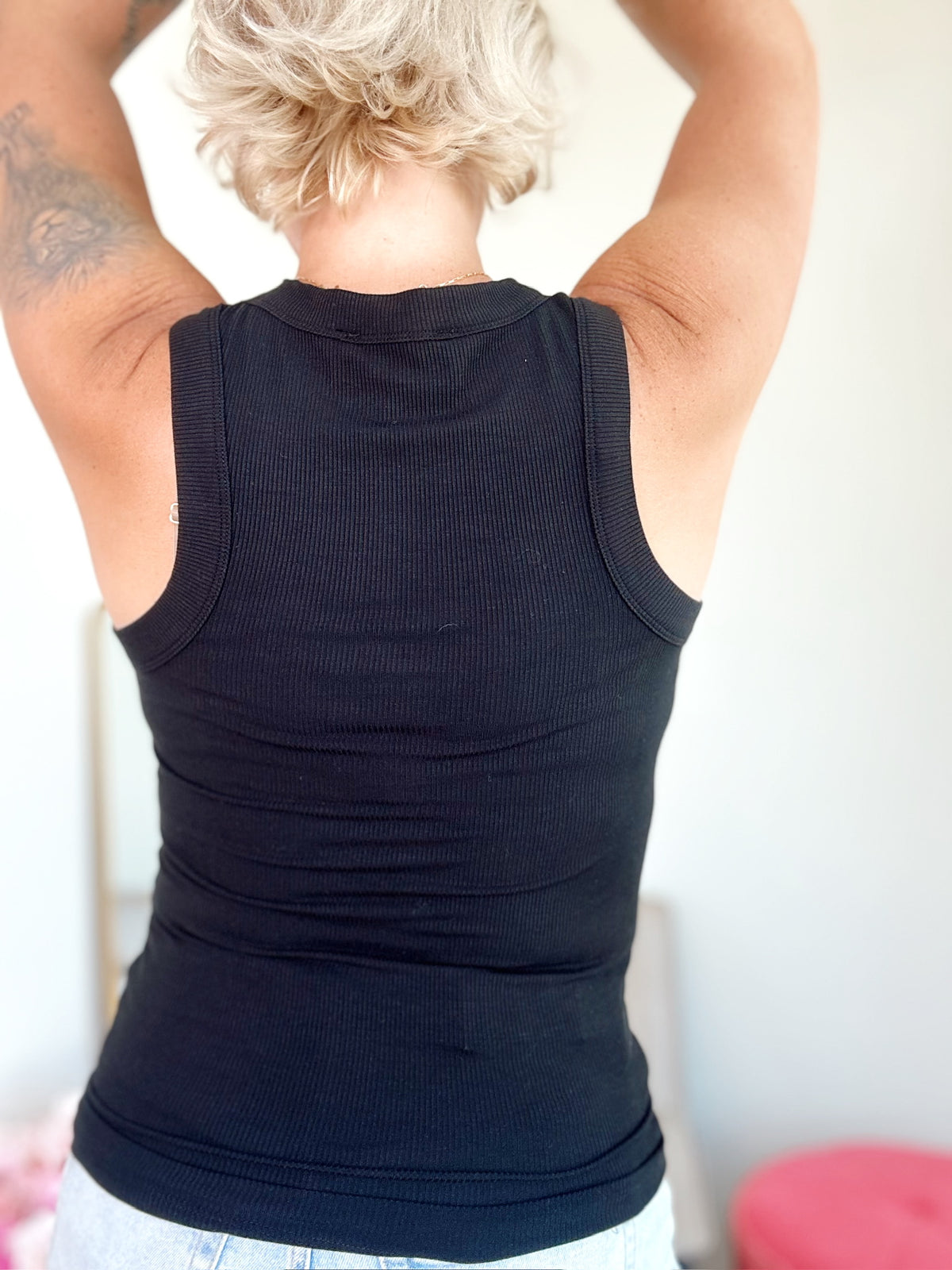 Kia Scoop Tank Top Black