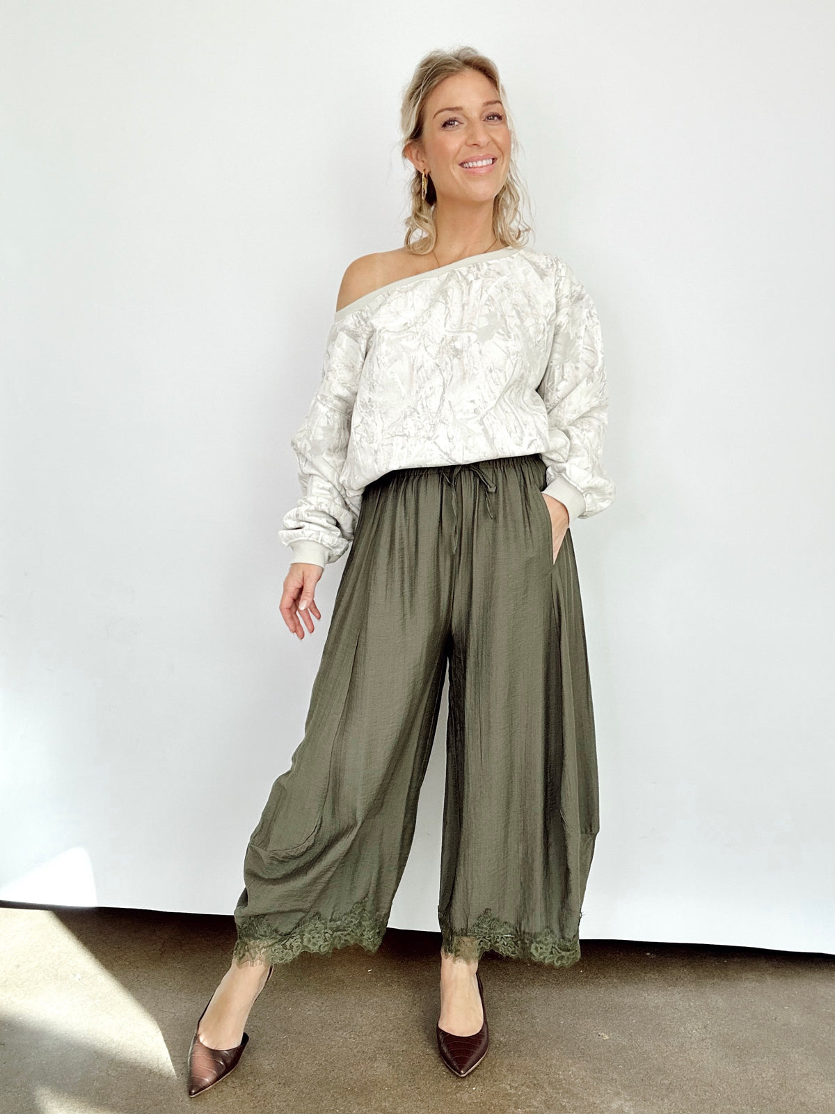 Lorelei Barrel Fit Pants Olive