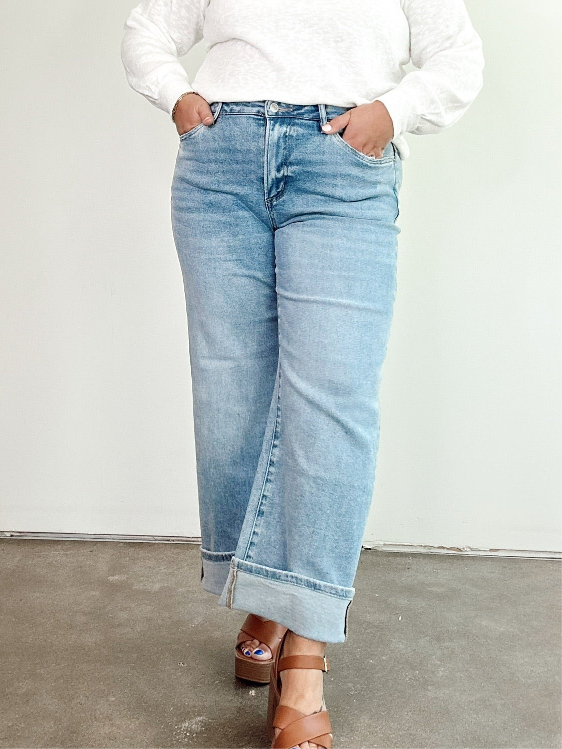 Jill Mid Rise Straight Jeans