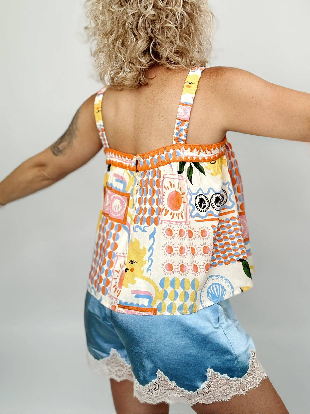 Sue Mediterranean Pattern Top