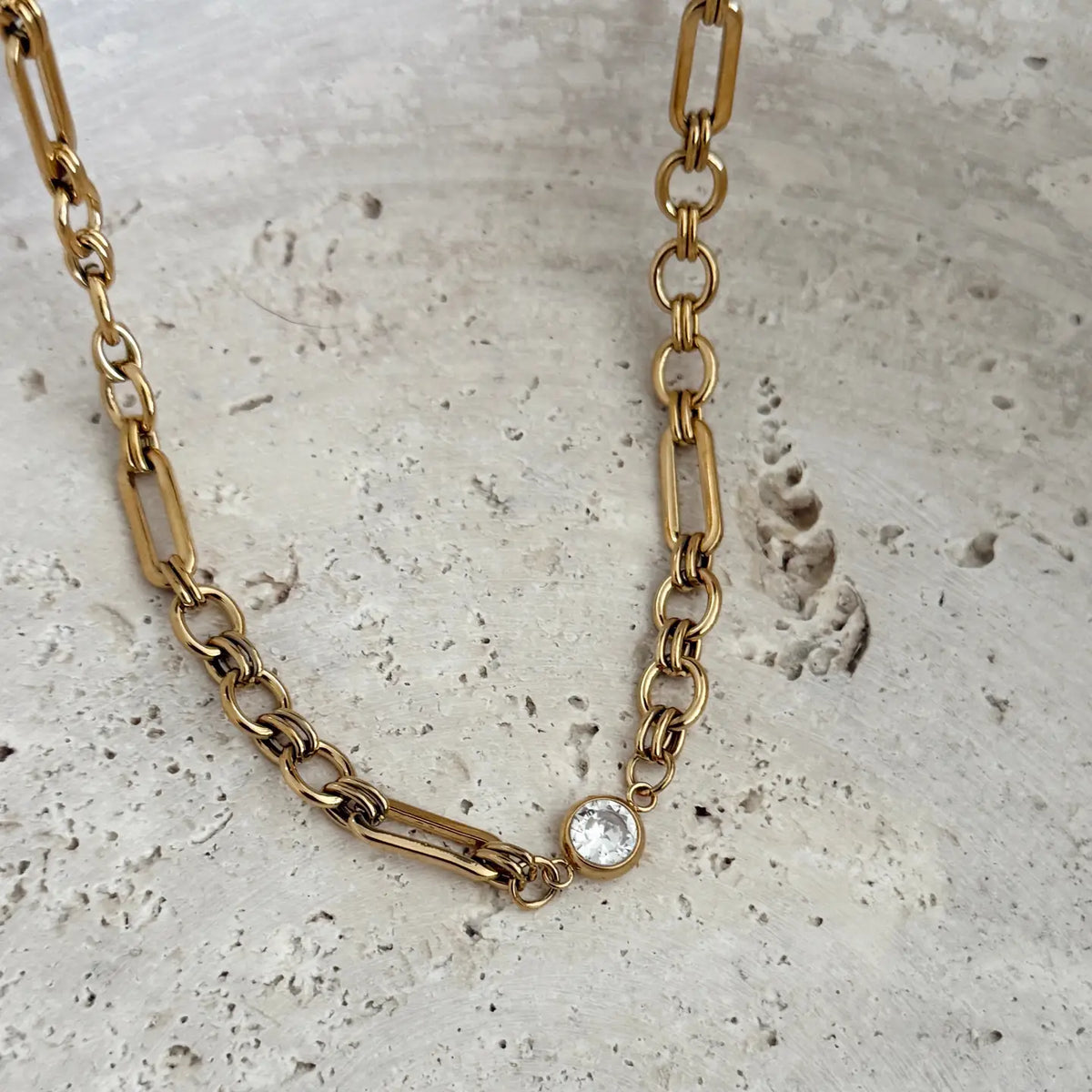 CHANSUTT Melissa Necklace
