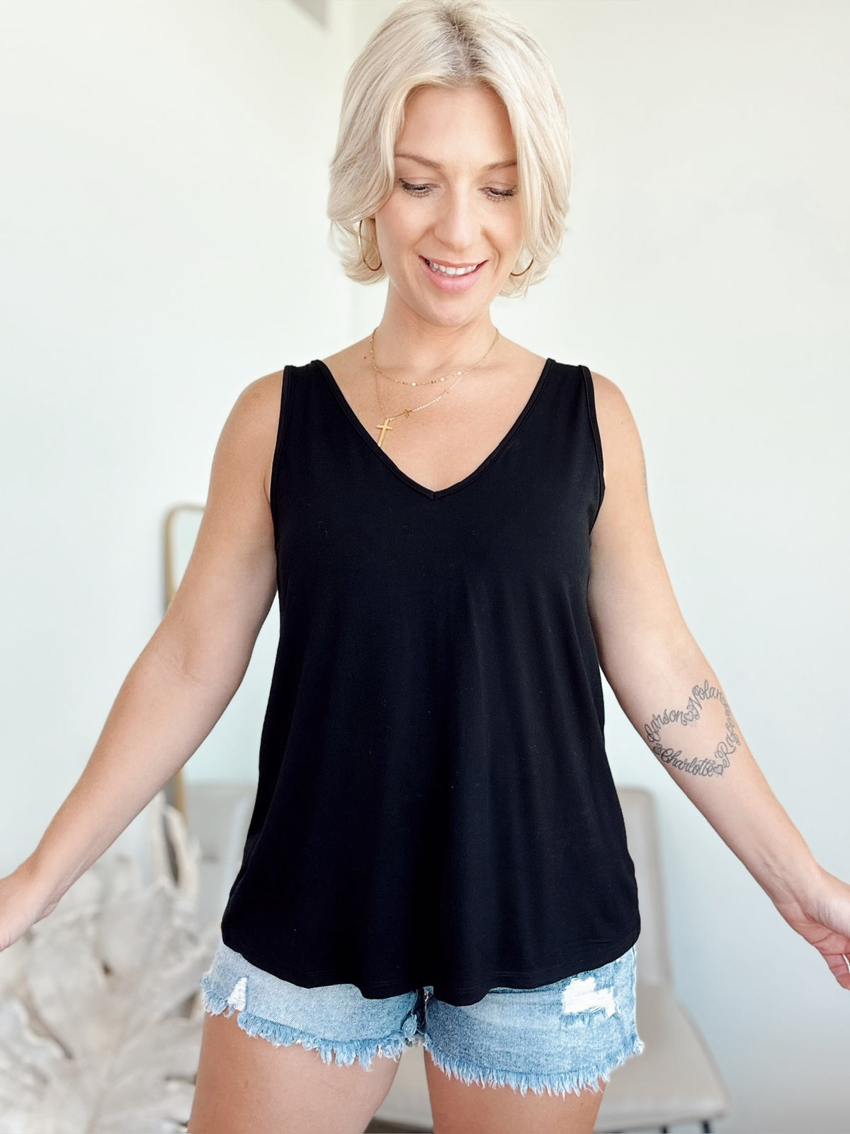 Delilah Bamboo Modal V-Neck Tank Black