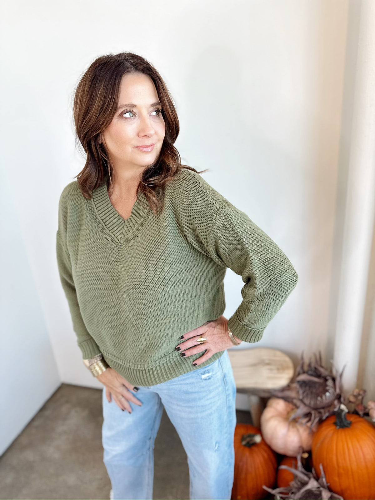 Lonnie V-Neck Sweater Olive
