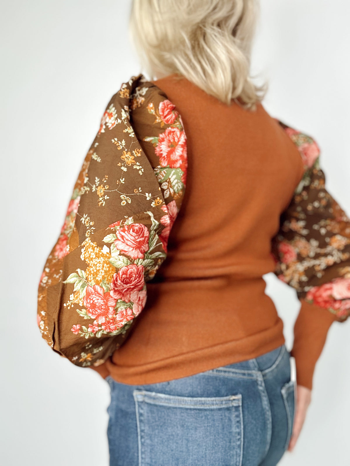 Gia Floral Chiffon Balloon Sleeves Knit Top
