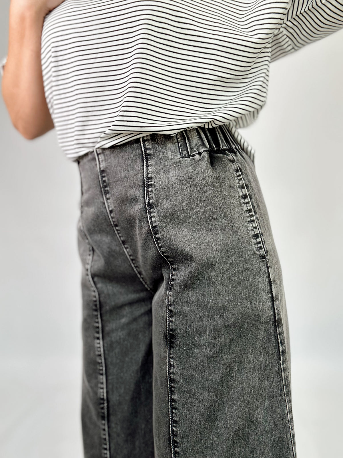 Nellie Tulip Washed Jeans Charcoal Black