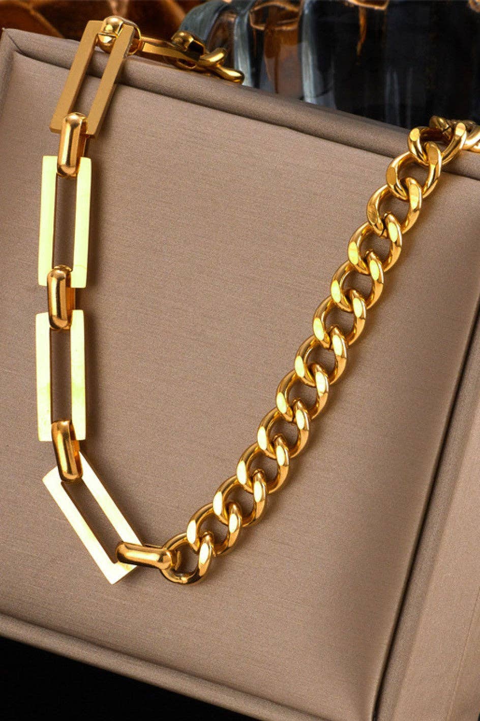 Chunky Chain Link Necklace