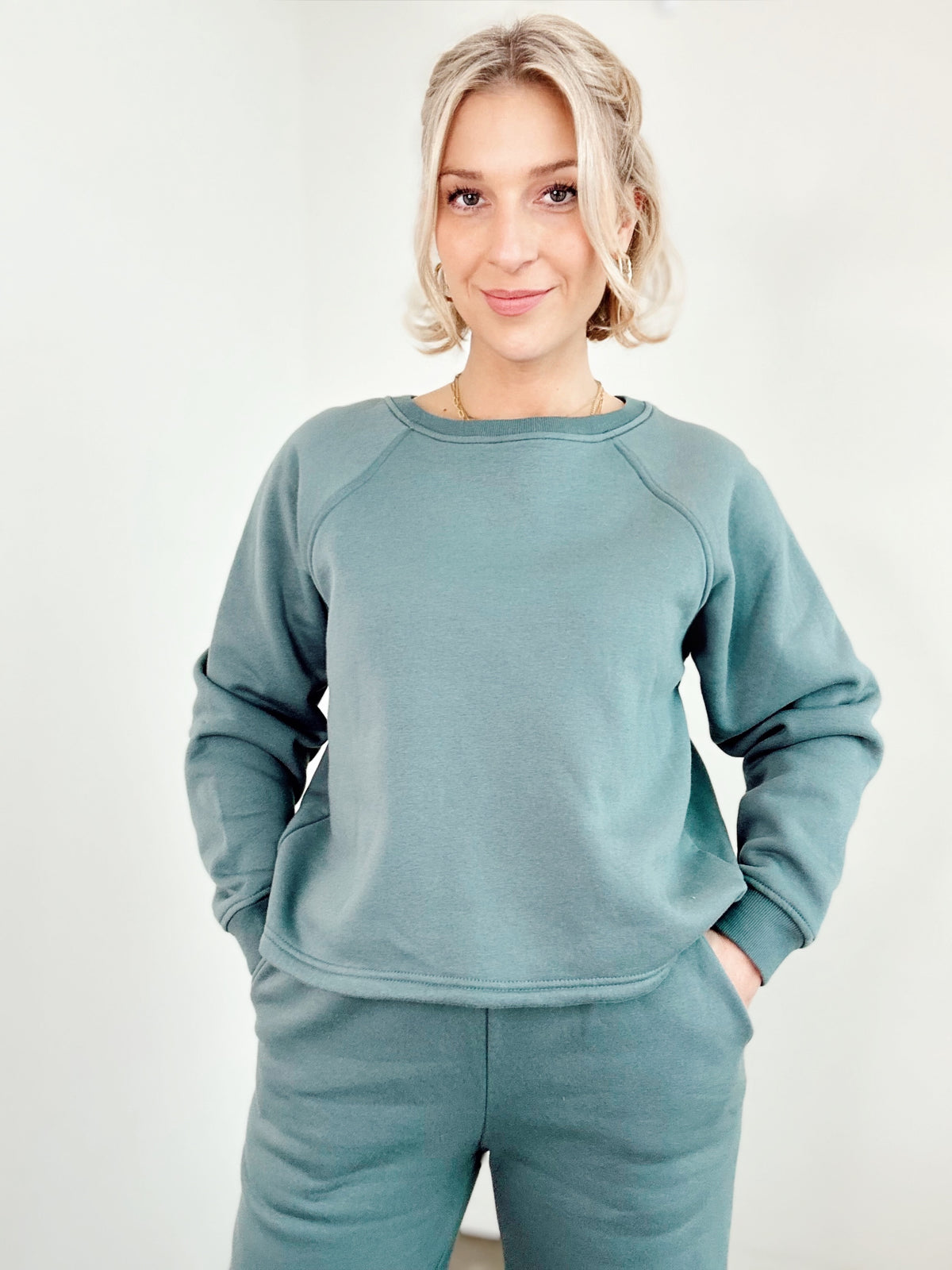 Kara Pullover &amp; Sweatpant Set Ash Jade