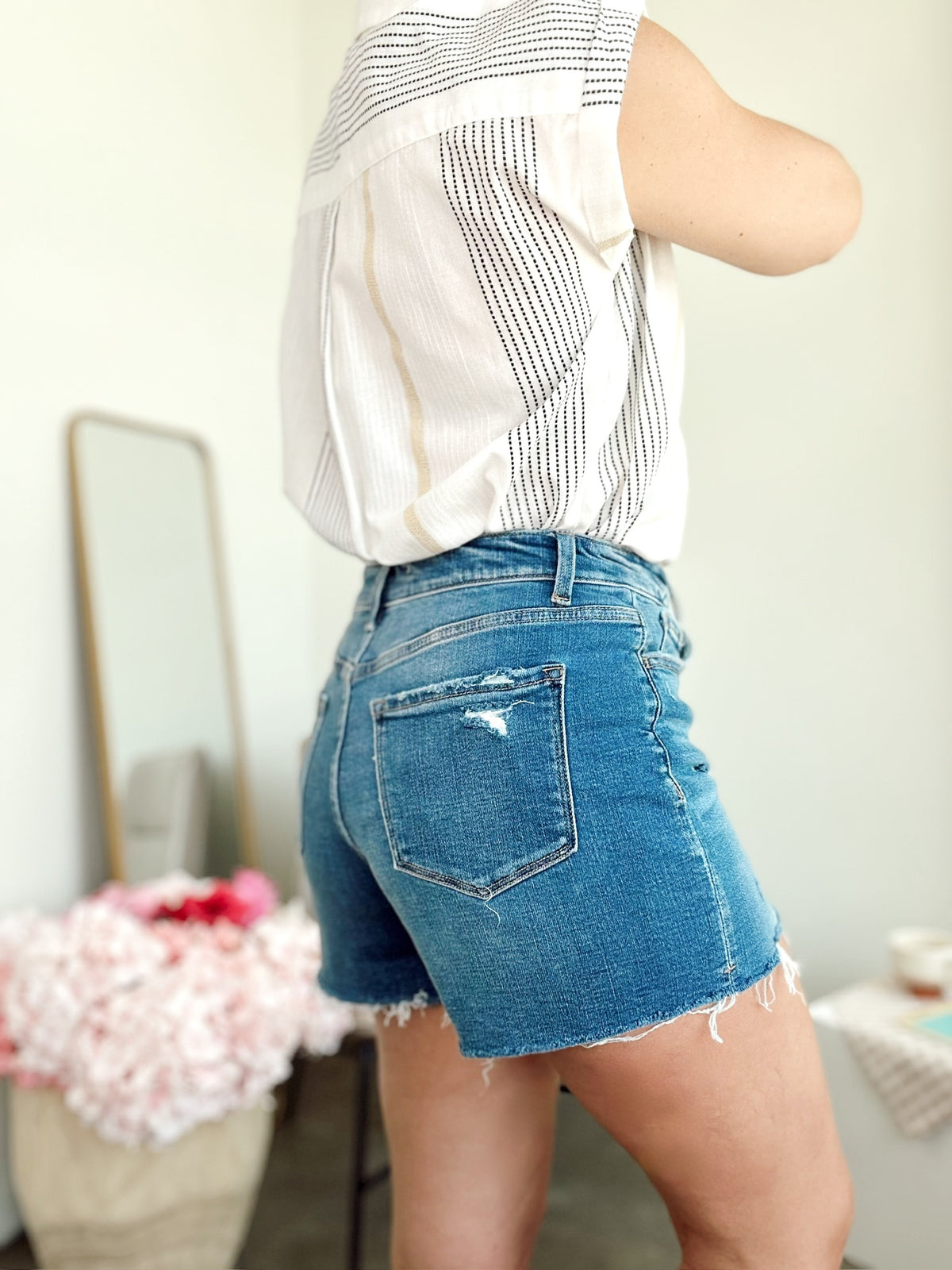 Naomi High Rise Shorts