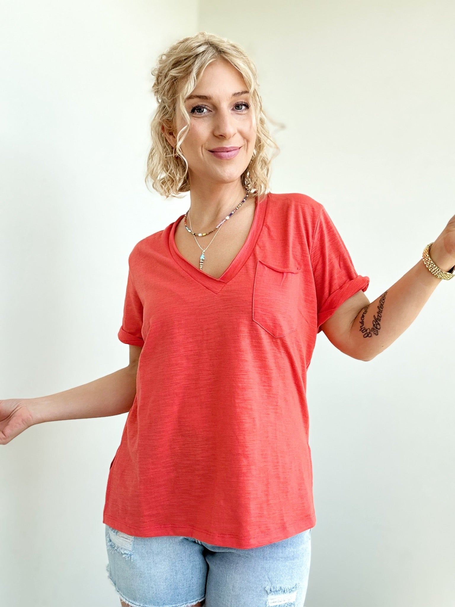 Sydney V-neck Short Sleeve Top Coral