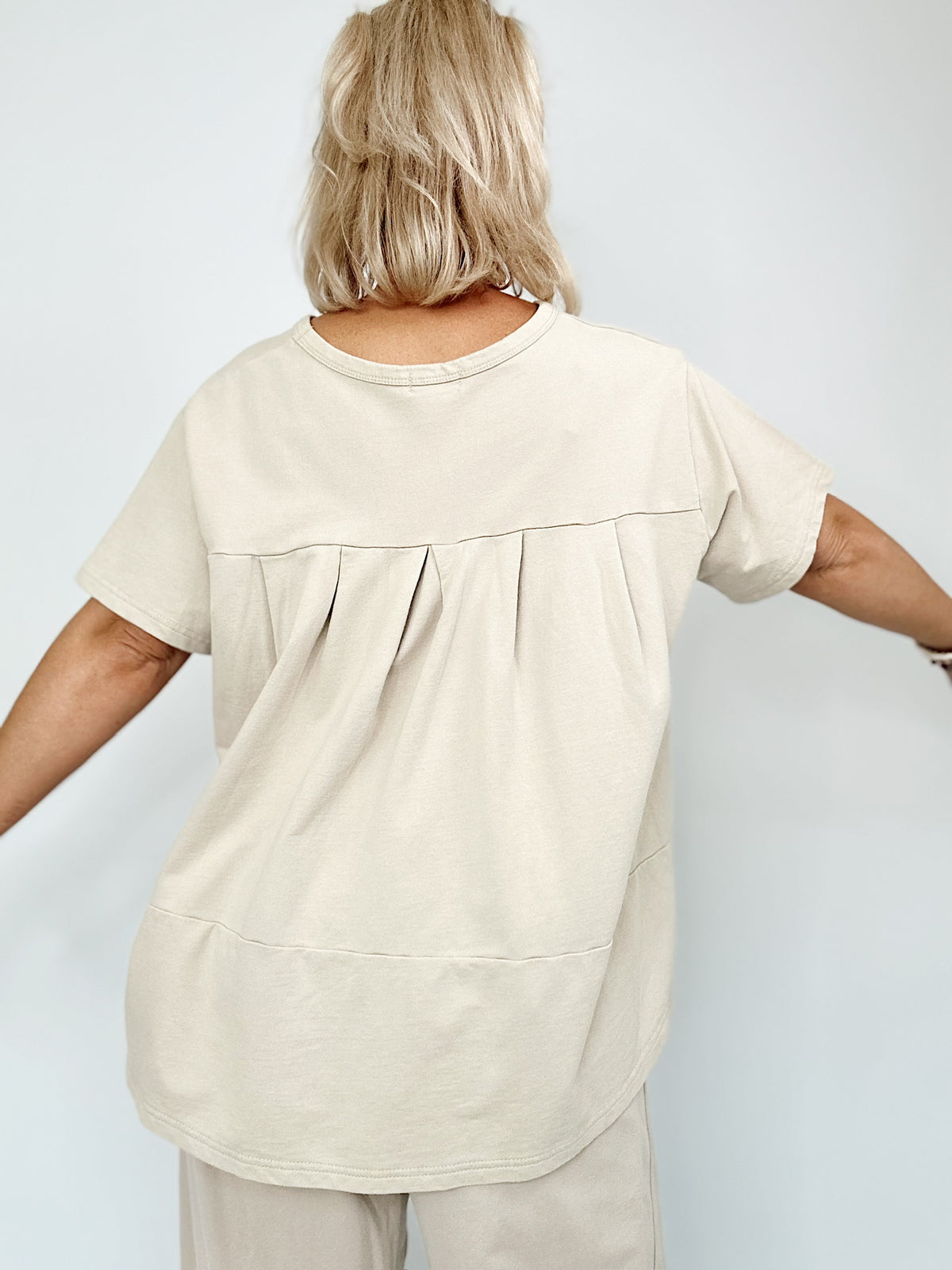 Alana Short Sleeve Pleat Top &amp; Pants Set