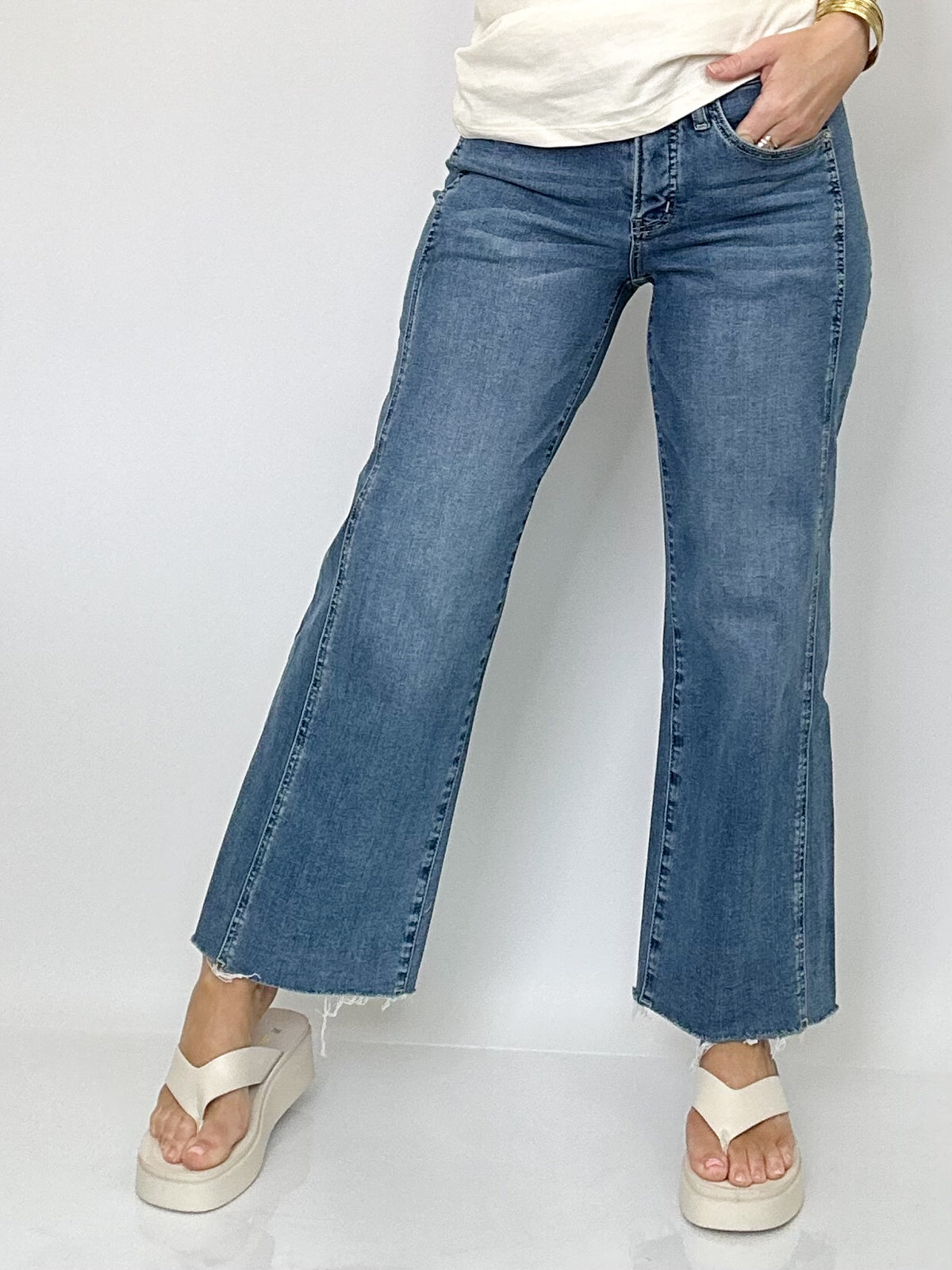 Ella Mid Rise Straight Crop Loose Fit Jeans