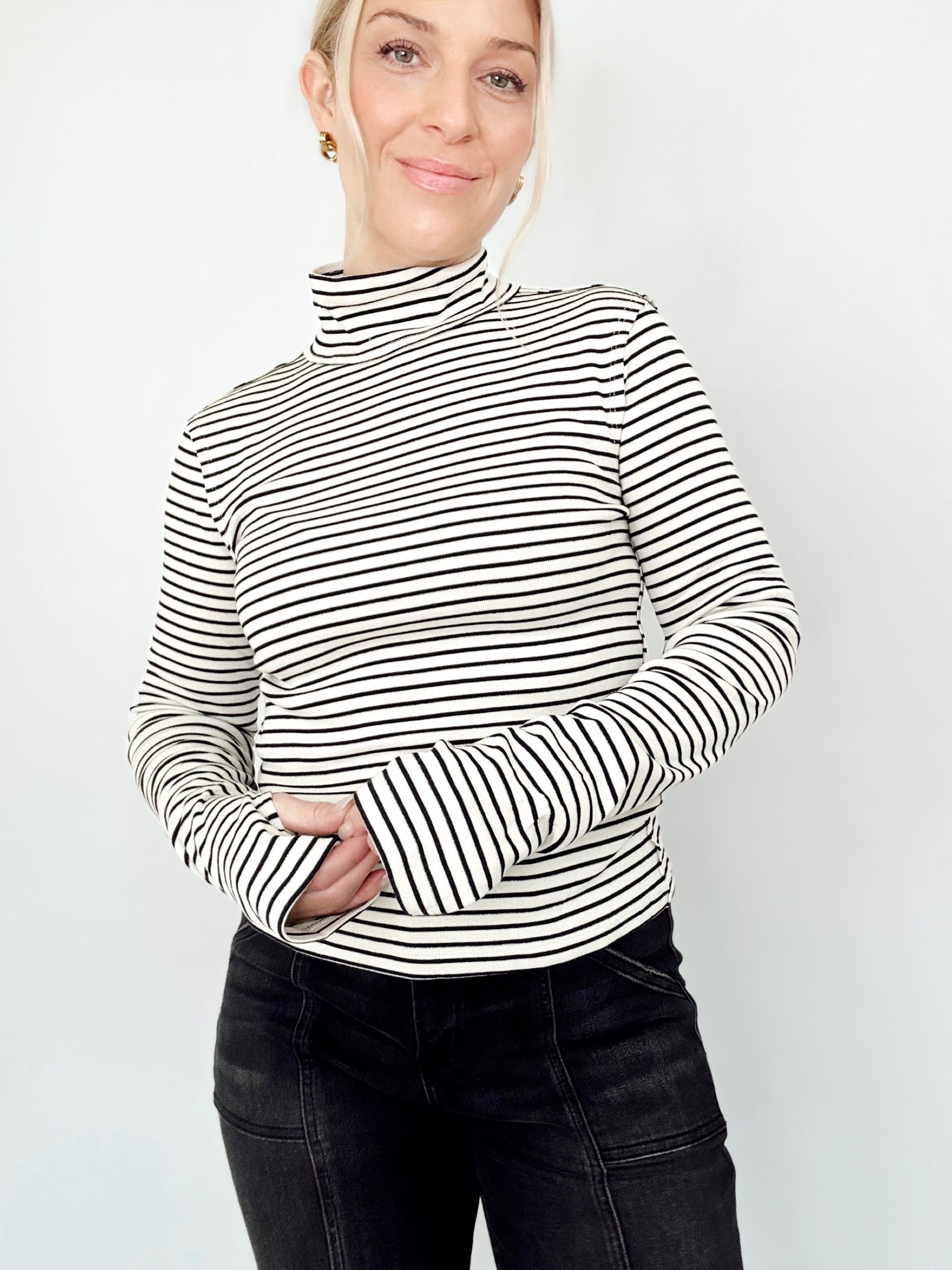 Greta Stripe Turtle Neck Ecru