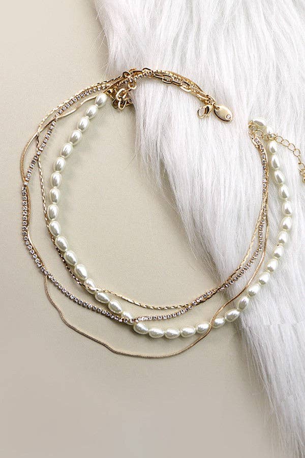 Rhinestone Pearl Layer Necklace