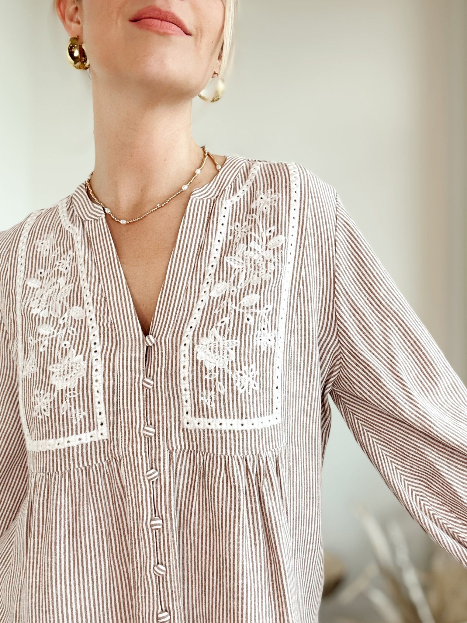 Olivia Peasant Blouse Mocha