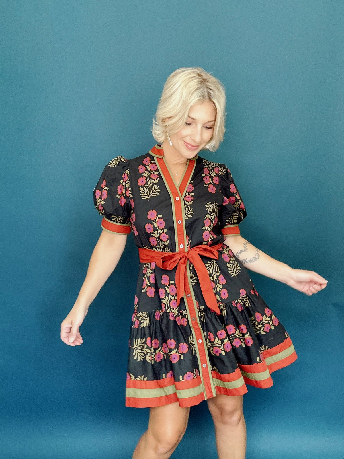 Lara  Floral Mini Dress Black