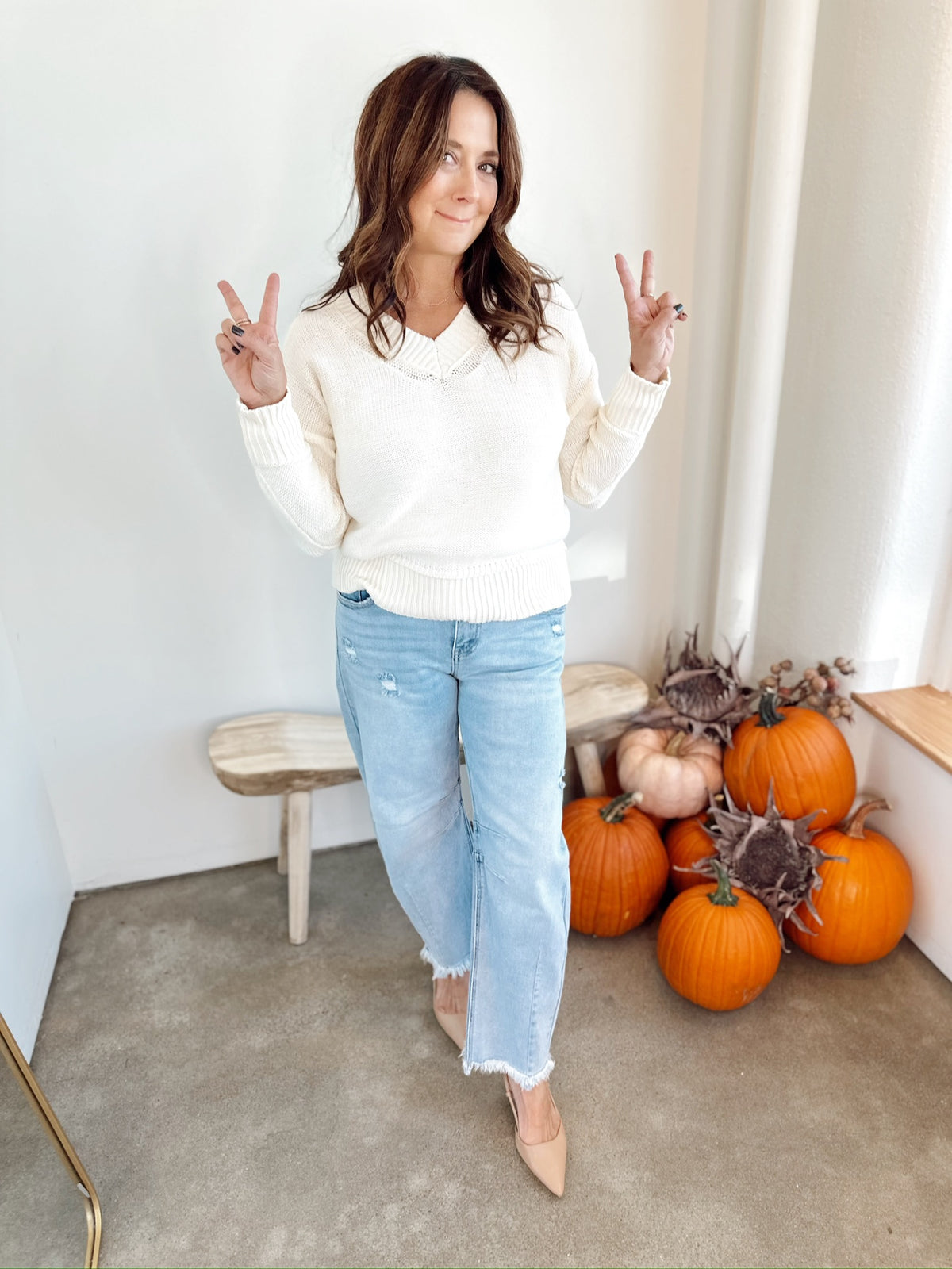 Lonnie V-Neck Sweater Natural