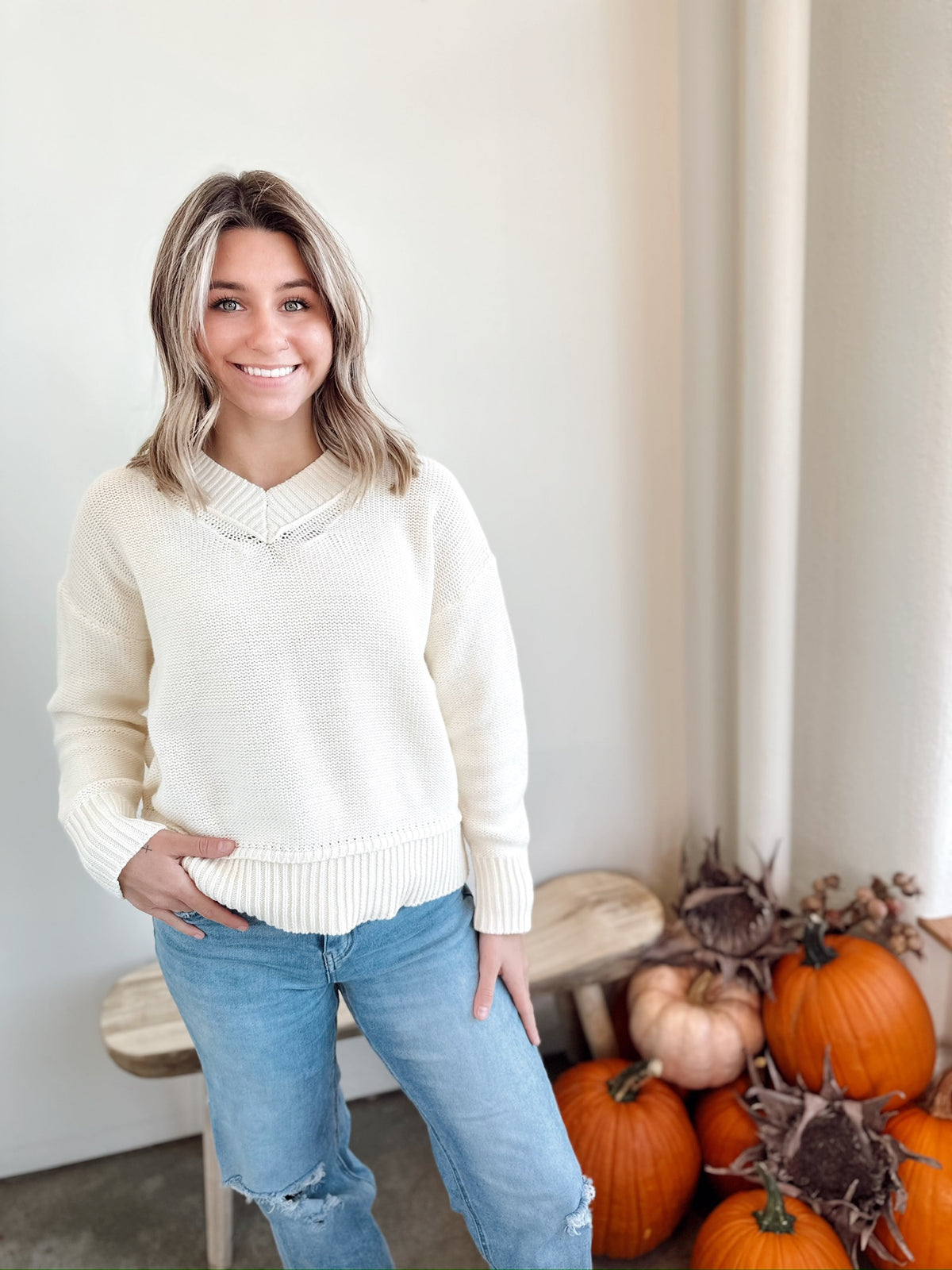Lonnie V-Neck Sweater Natural