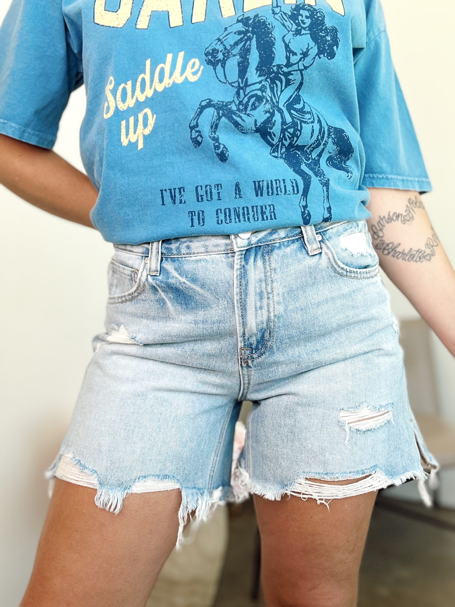 Maddie Boyfriend Midi Shorts