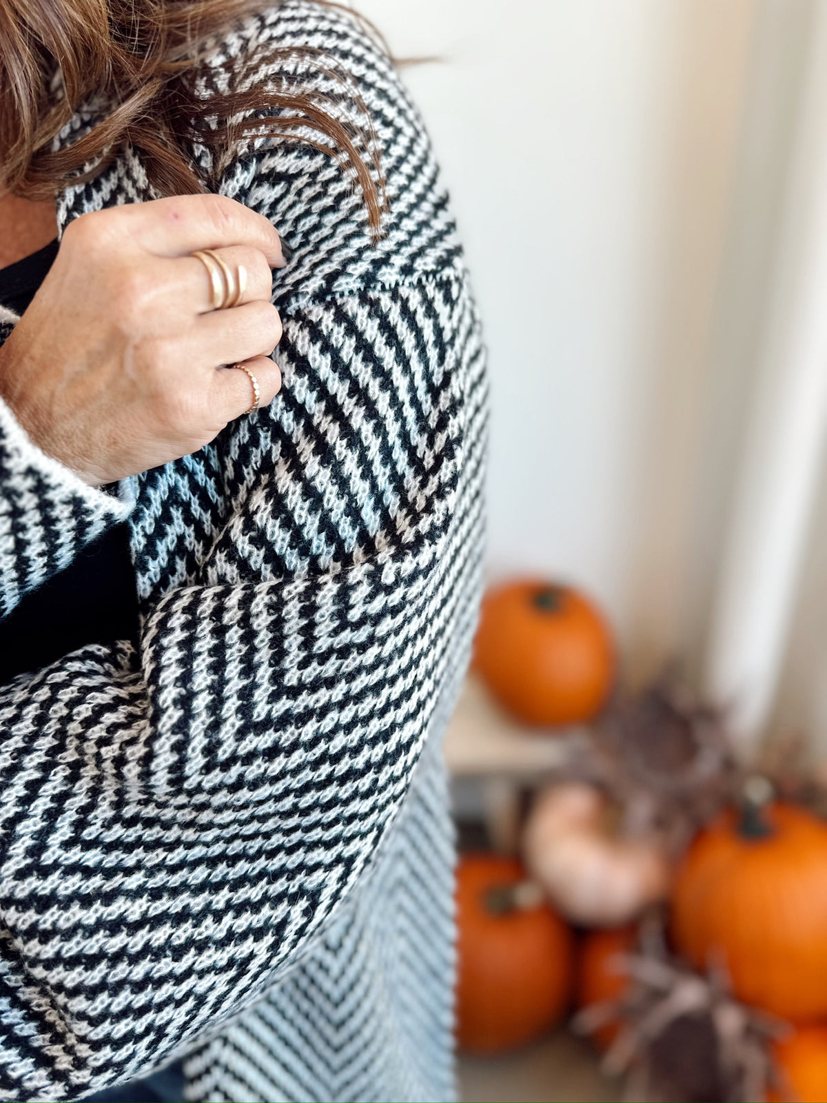 Emma Herringbone Cardigan Black