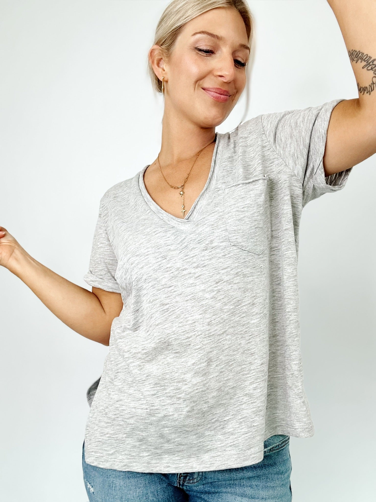 Sydney V-neck Short Sleeve Top Heather Gray