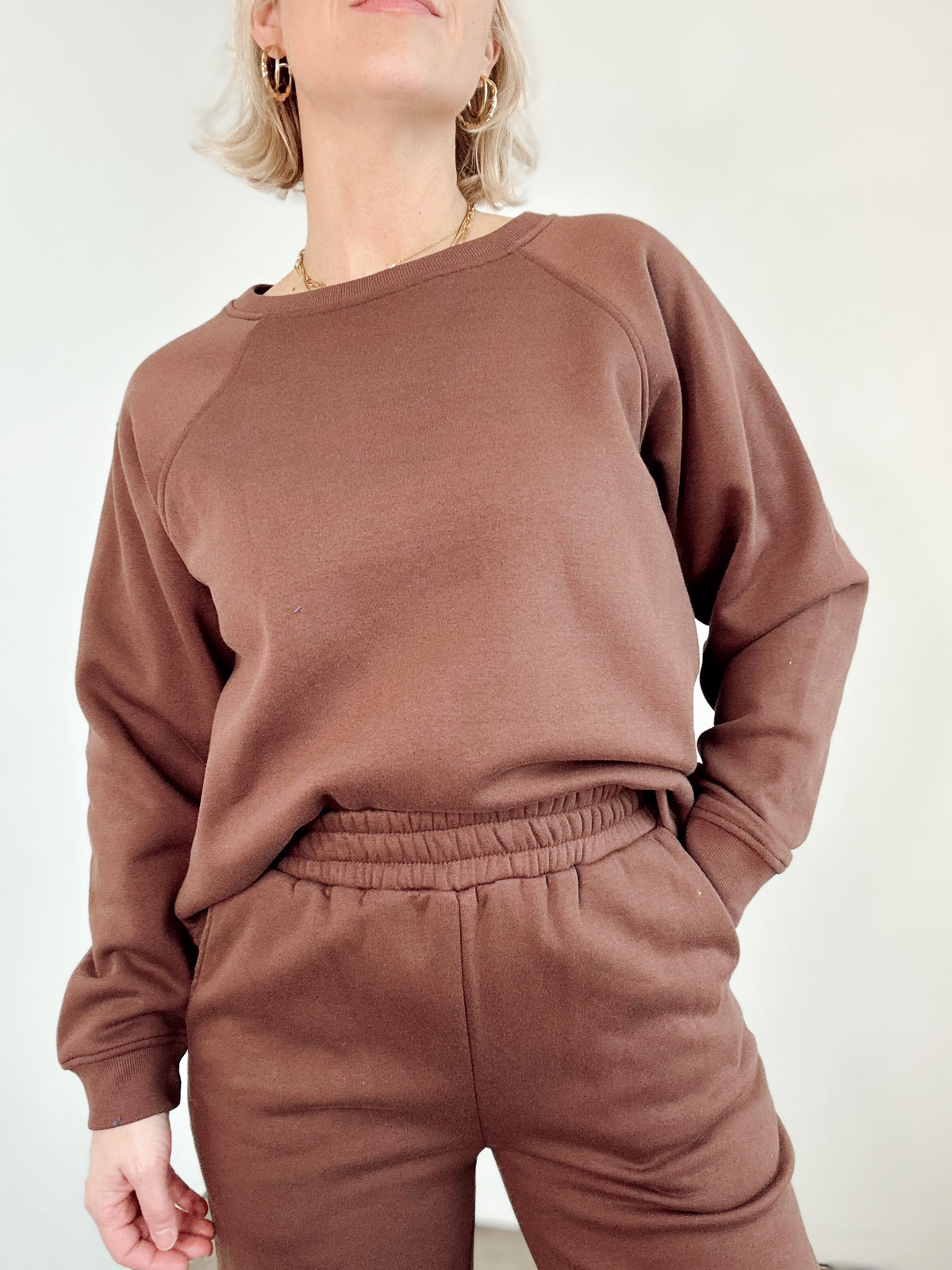 Kara Pullover &amp; Sweatpant Set Brown