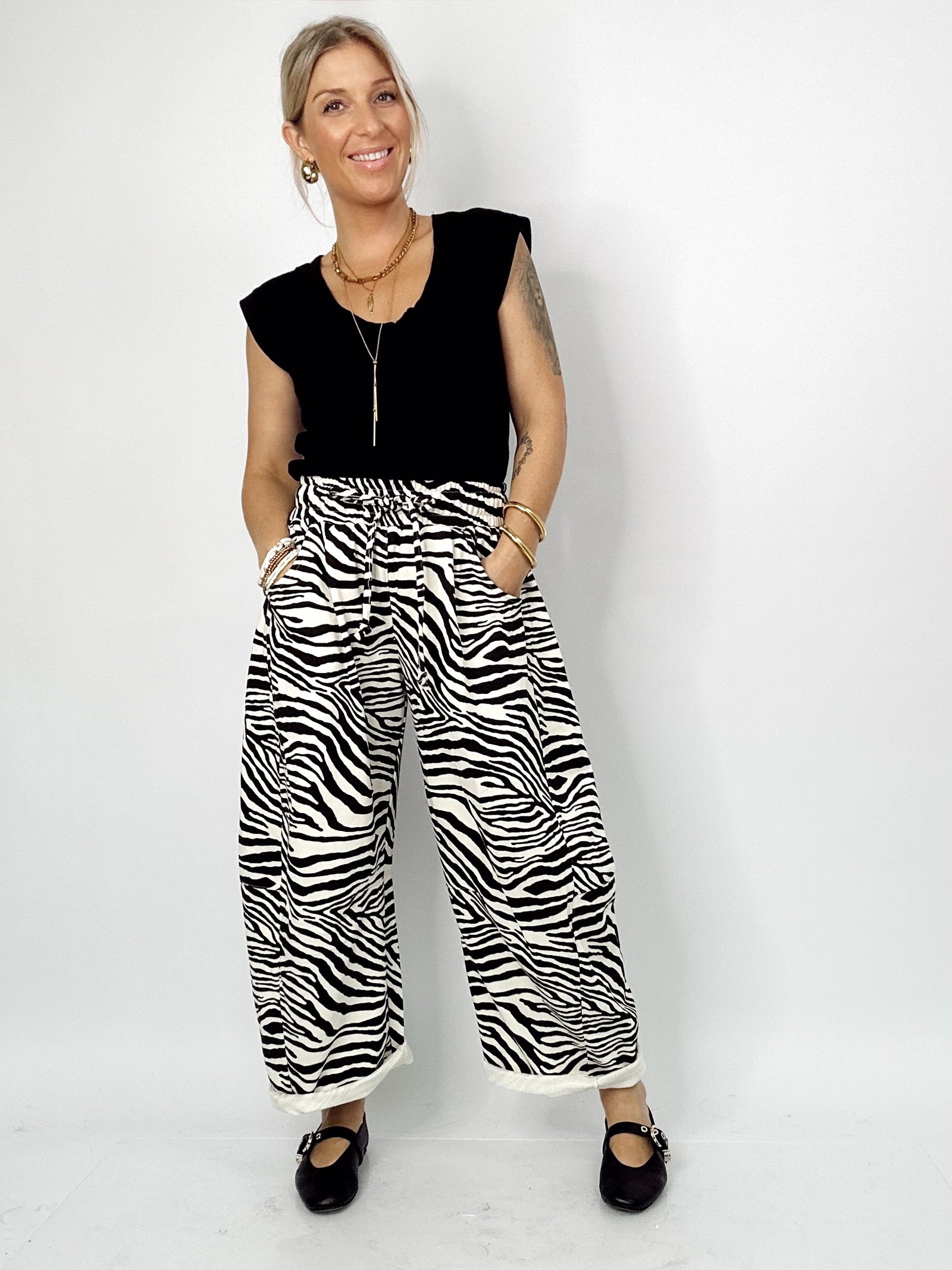 Lou Zebra Print Barrel Leg Pants Black/Tan
