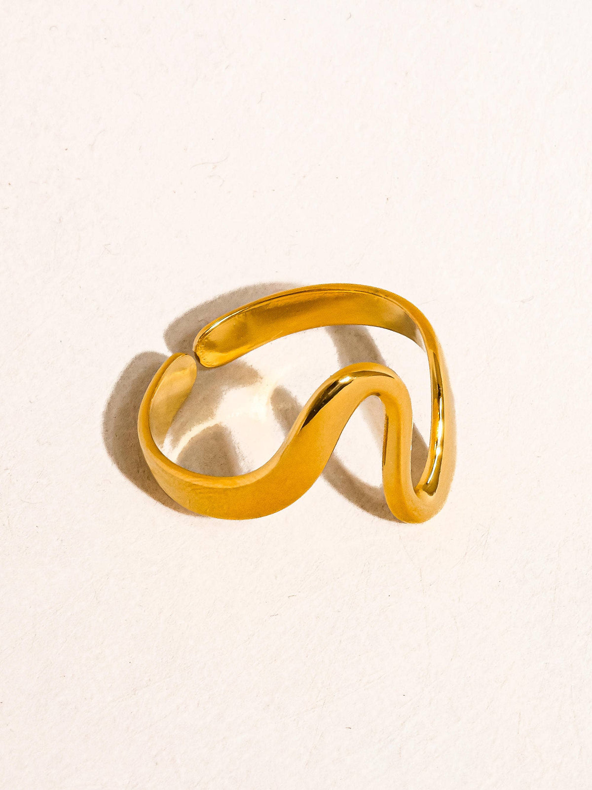 Arther 18K Gold Abstract Ring