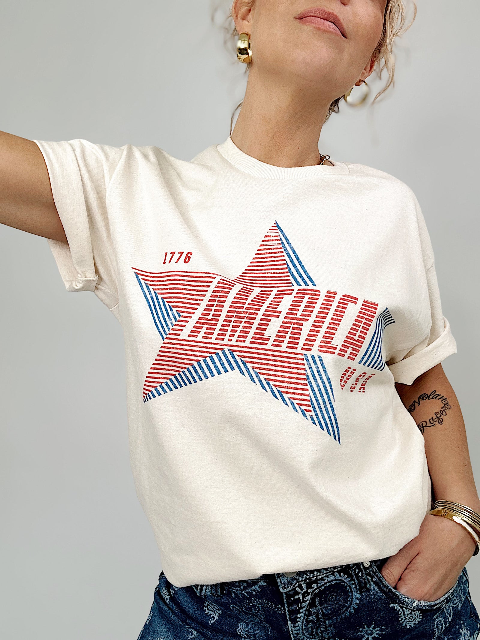 1776 America Retro Graphic Tee