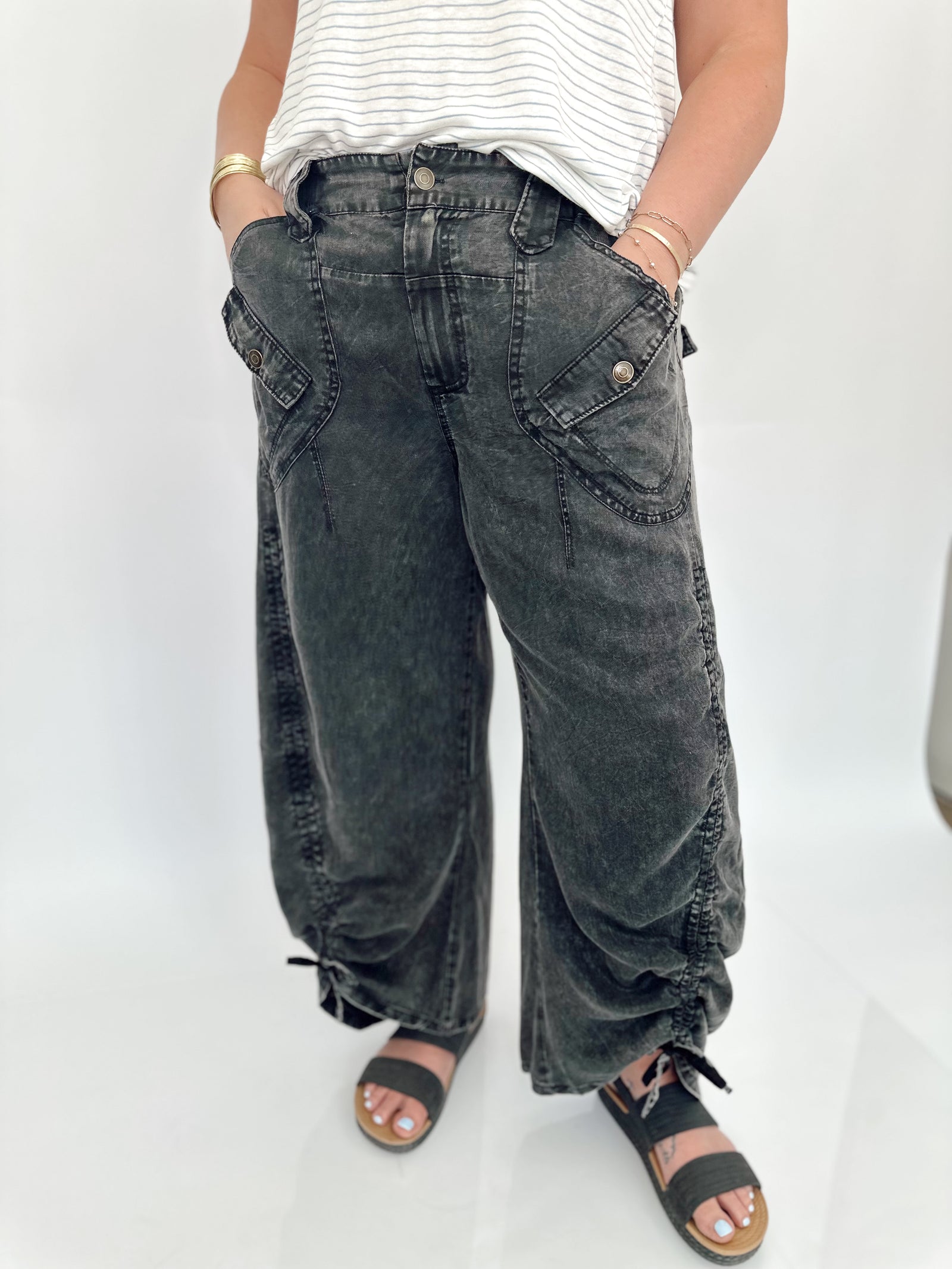 Jenny Tencel Capri Pants Black