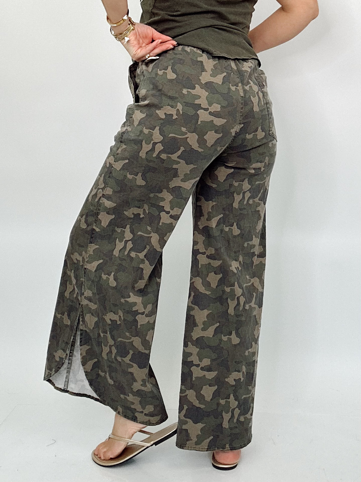 Nyla Tulip Washed Jeans Camo