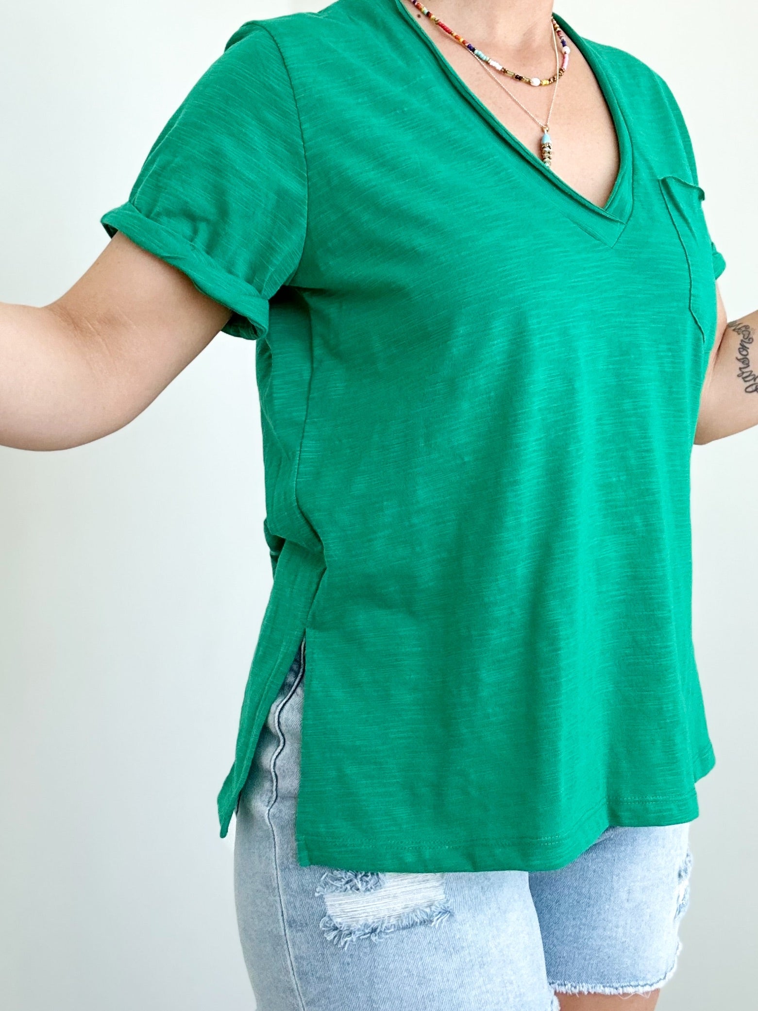 Sydney V-neck Short Sleeve Top Green