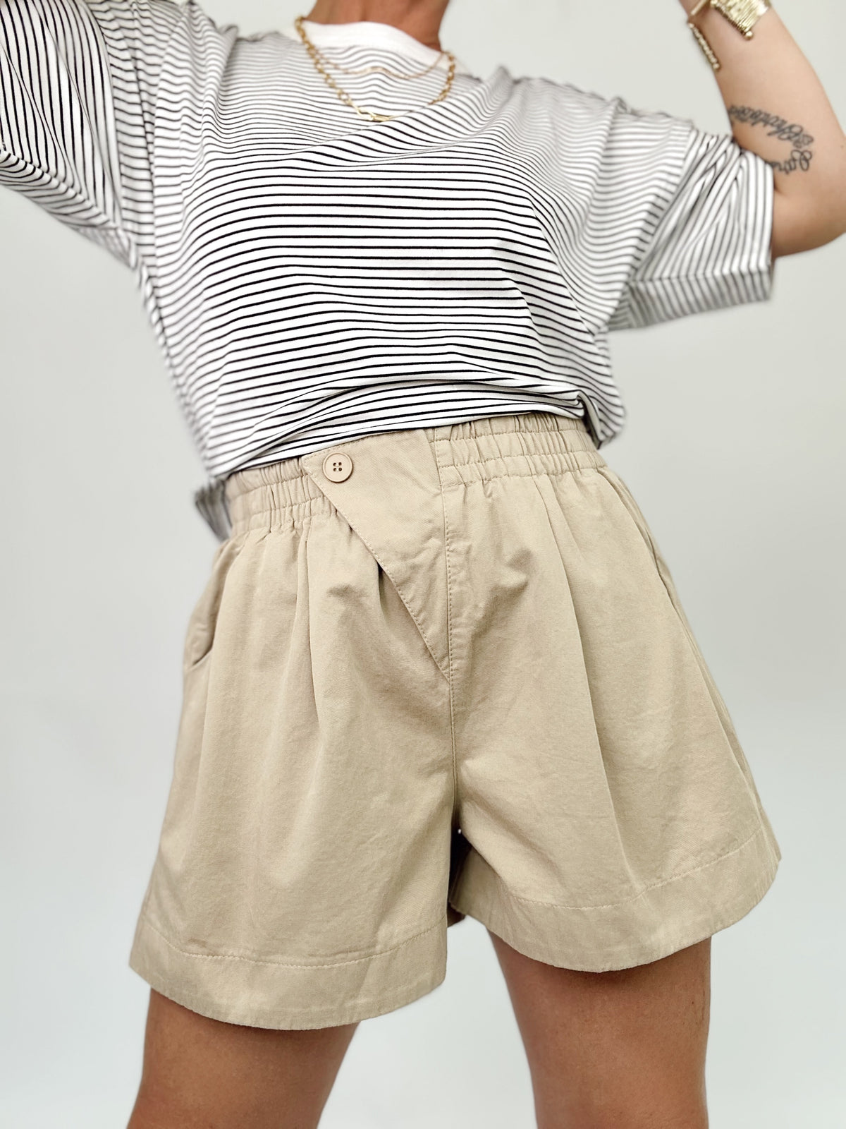 Janet Cotton Twill Pleated Shorts