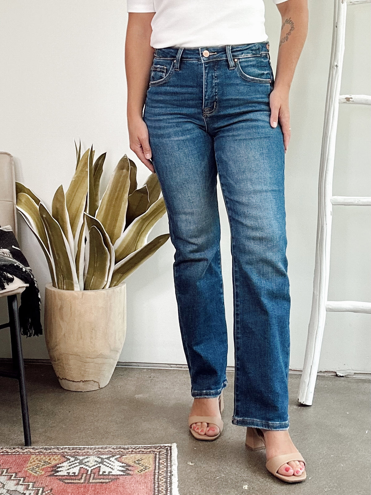 Rae High Rise Ankle Straight Jean