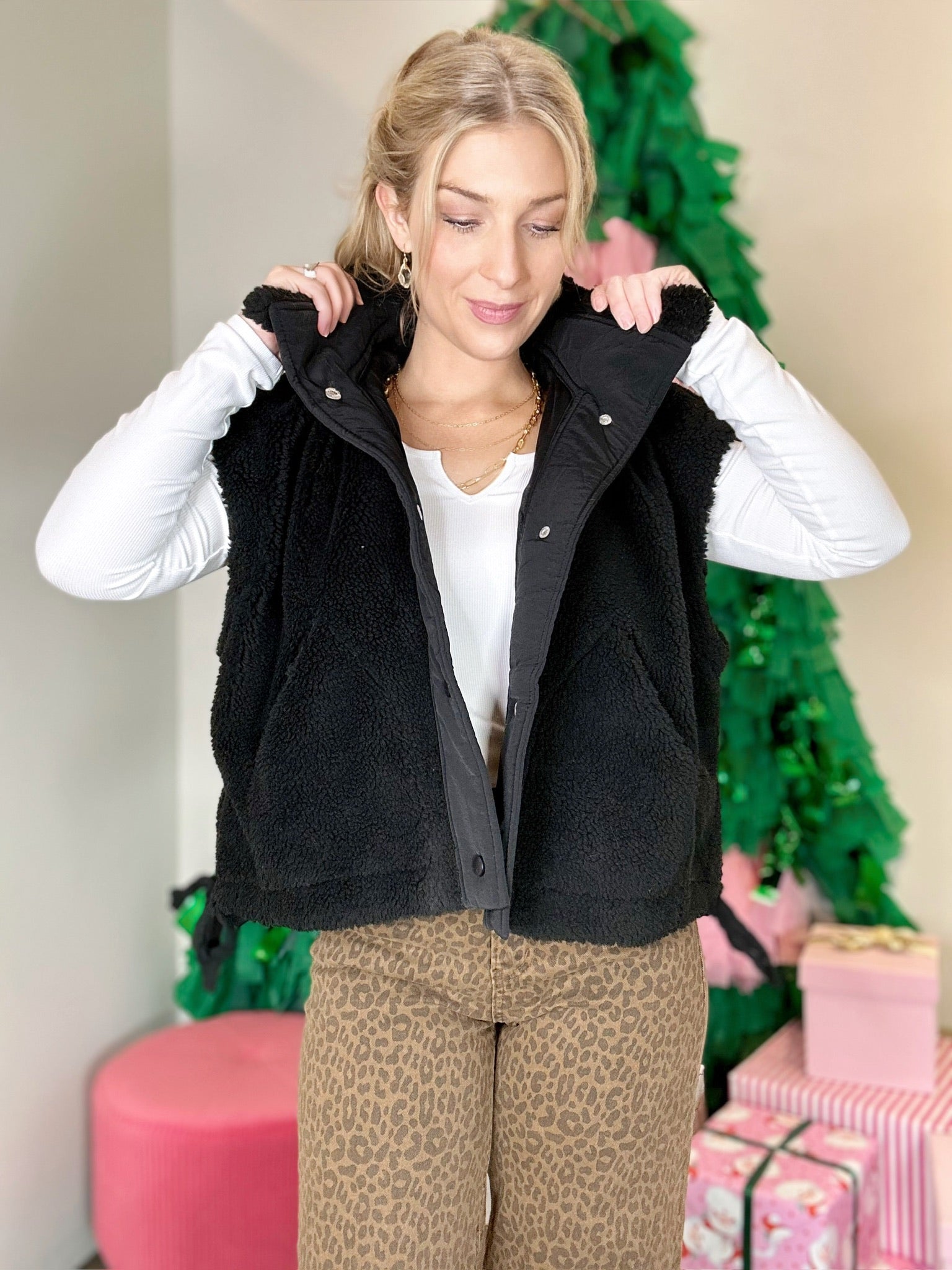 Morgan Sherpa Vest Black
