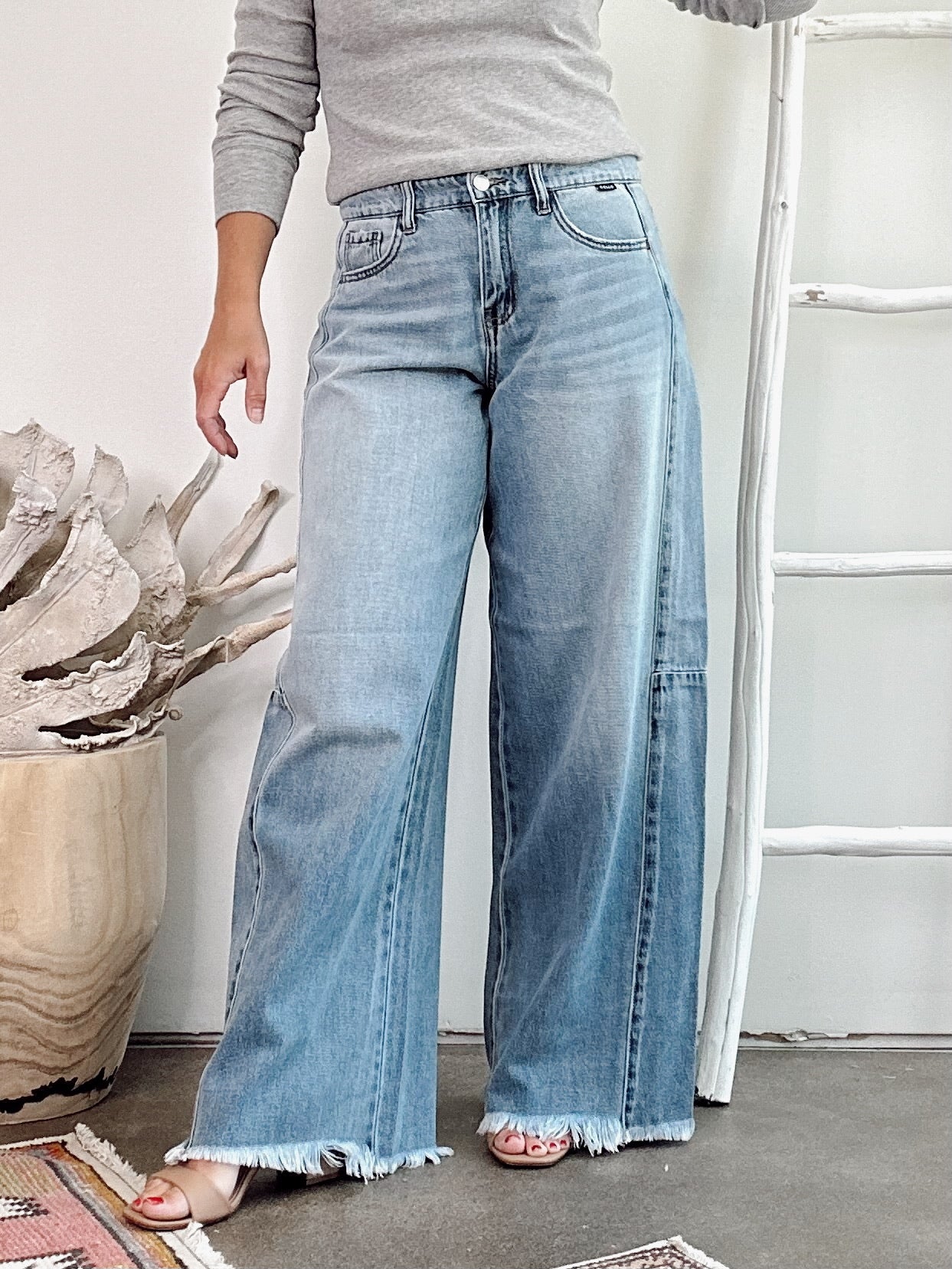 Kyle Mid Rise Wide Leg Jeans