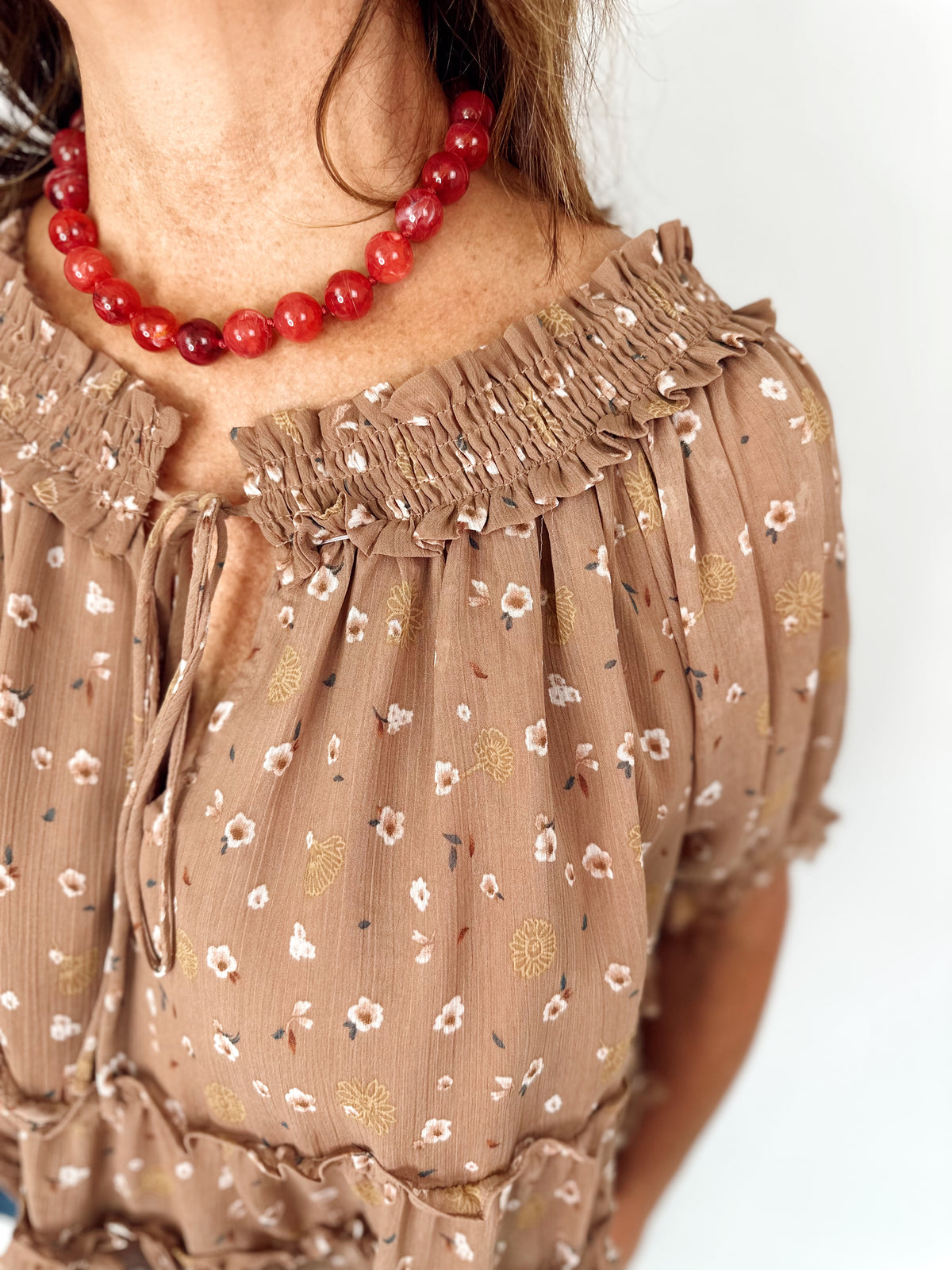 Riley Floral Top Mocha